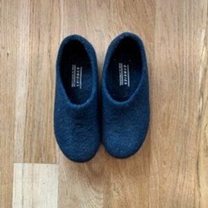 Women's Kyrgies Molded Sole High Back - Size 38